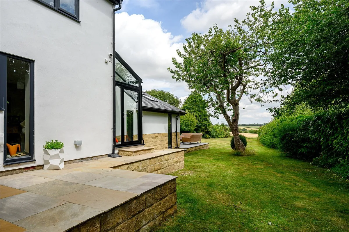 Wayside Crescent, Scarcroft, LS14