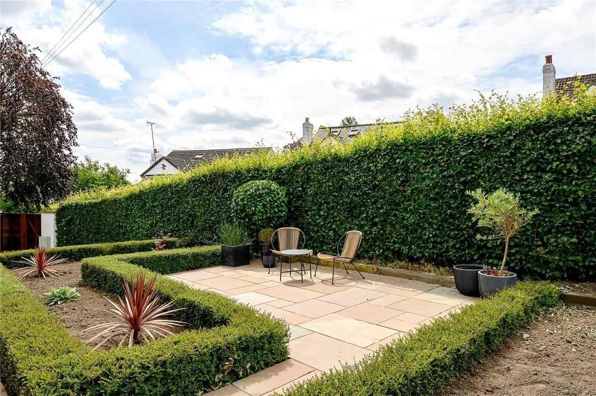 Wayside Crescent, Scarcroft, LS14
