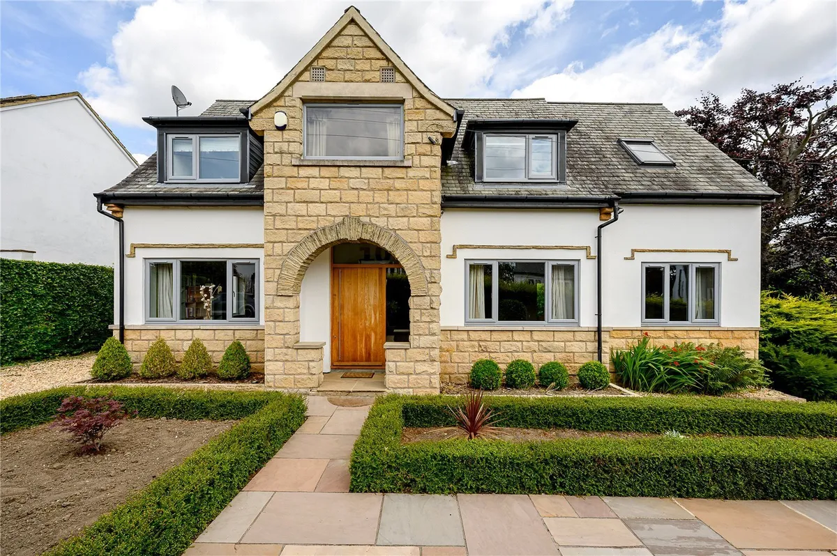 Wayside Crescent, Scarcroft, LS14