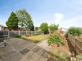 Pembroke Drive, Carlton-In-Lindrick, Worksop thumb 2