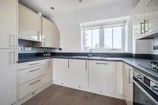 Kingfisher Drive, Maidenhead