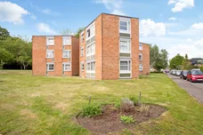 Heathside, WEYBRIDGE, KT13 photo 1