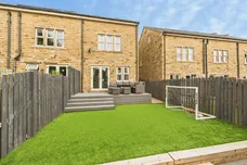Laund Croft, Huddersfield