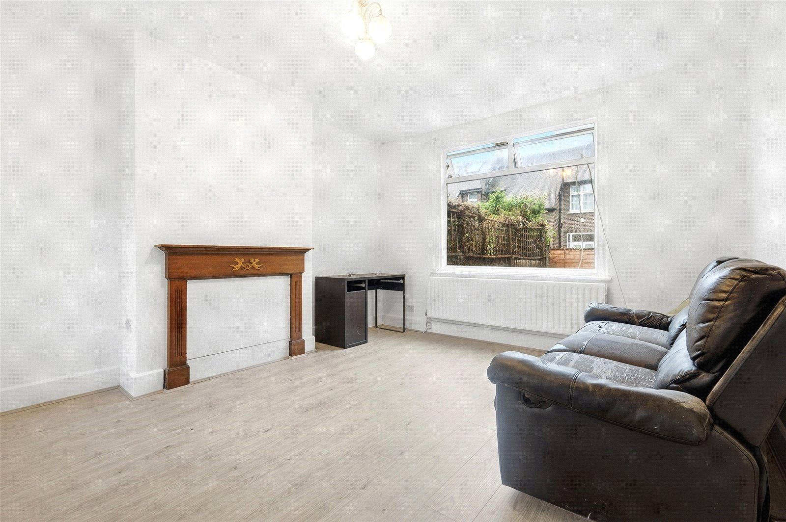 Malam Gardens, London, E14 Image 2