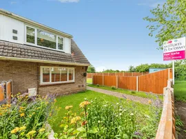 Thorold Avenue, Cranwell Village, Sleaford photo