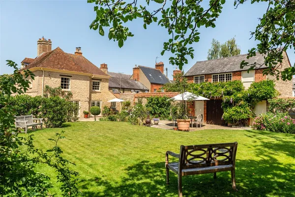 Bridge Street, Olney, MK46 photo 18