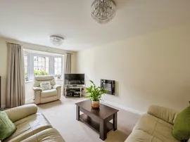 Derwent Drive, Lakeside, Doncaster thumb 2