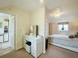 Derwent Drive, Lakeside, Doncaster thumb 3