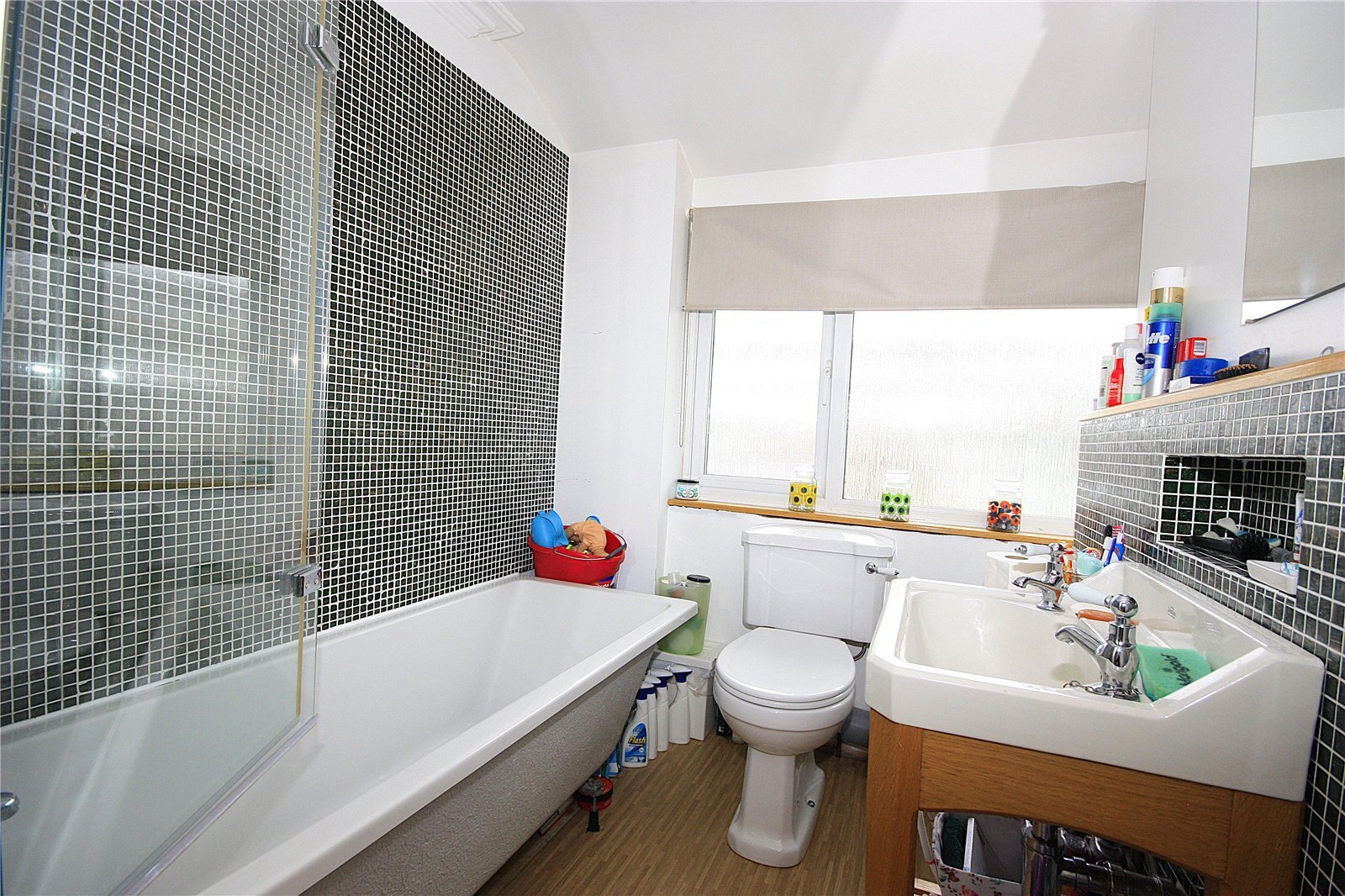 Chidham Close, Havant, Hampshire, PO9 Image 11