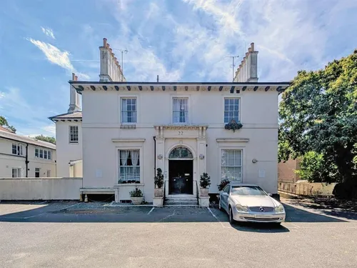 Leigham Court Road, STREATHAMphoto