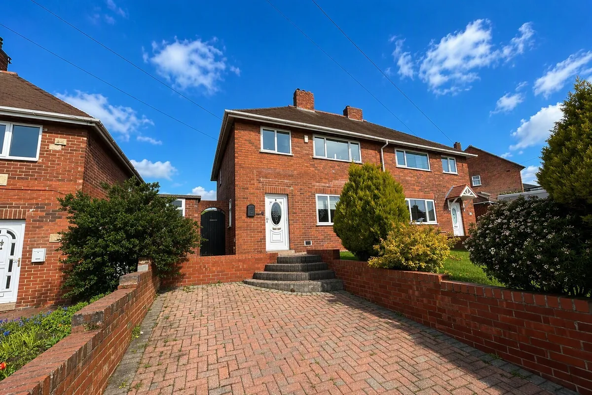 Dimplewells Road, Ossett