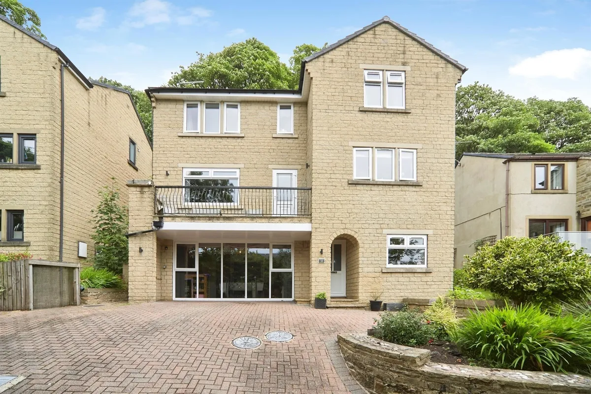 Moorbottom Lane, Bingley