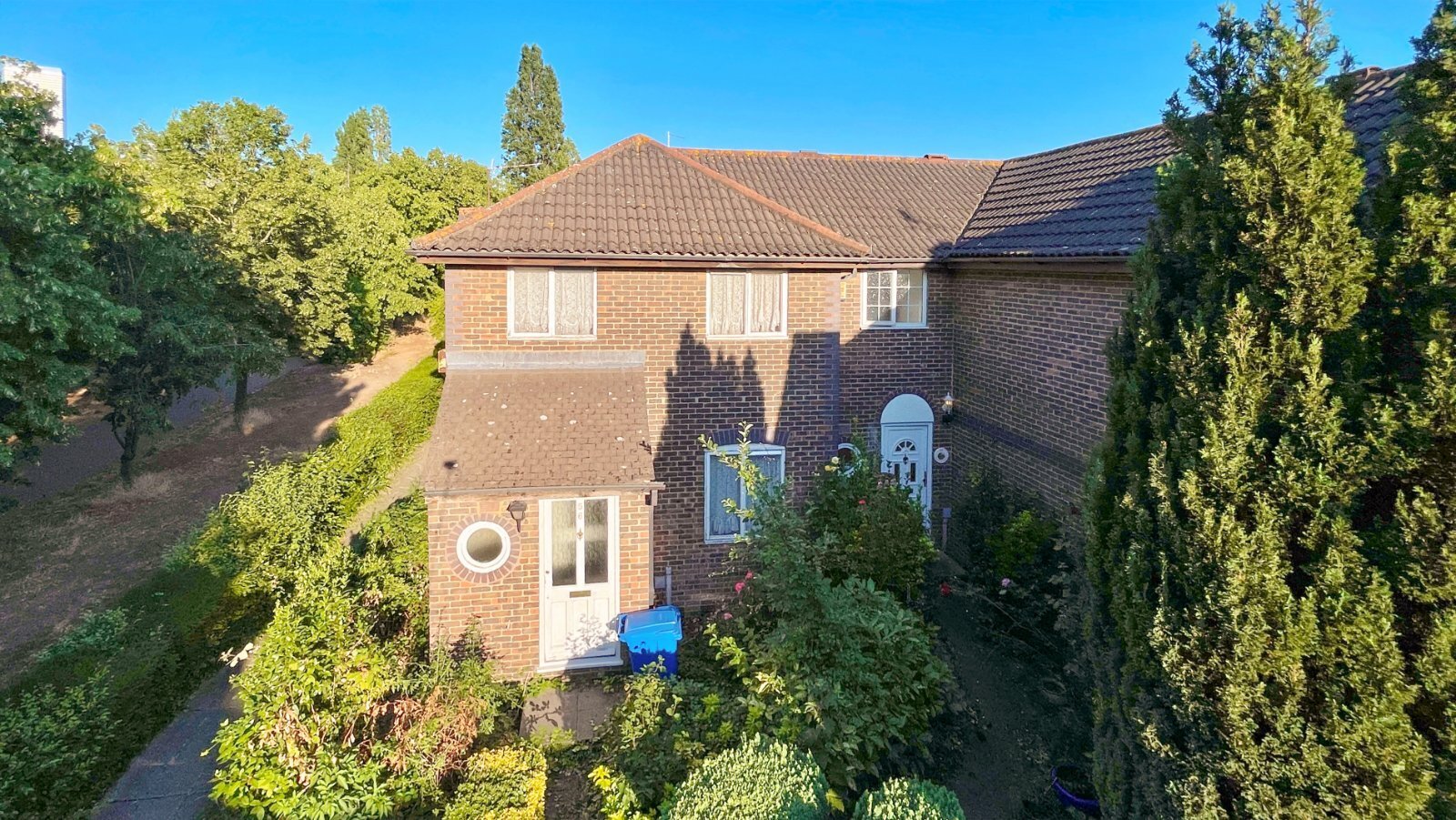 Dockhill Avenue, London, SE16 Image 15