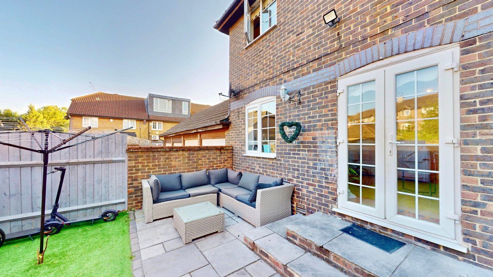 Dockhill Avenue, London, SE16 Image 19