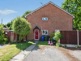 Kiln Way, Badgers Dene, Grays photo