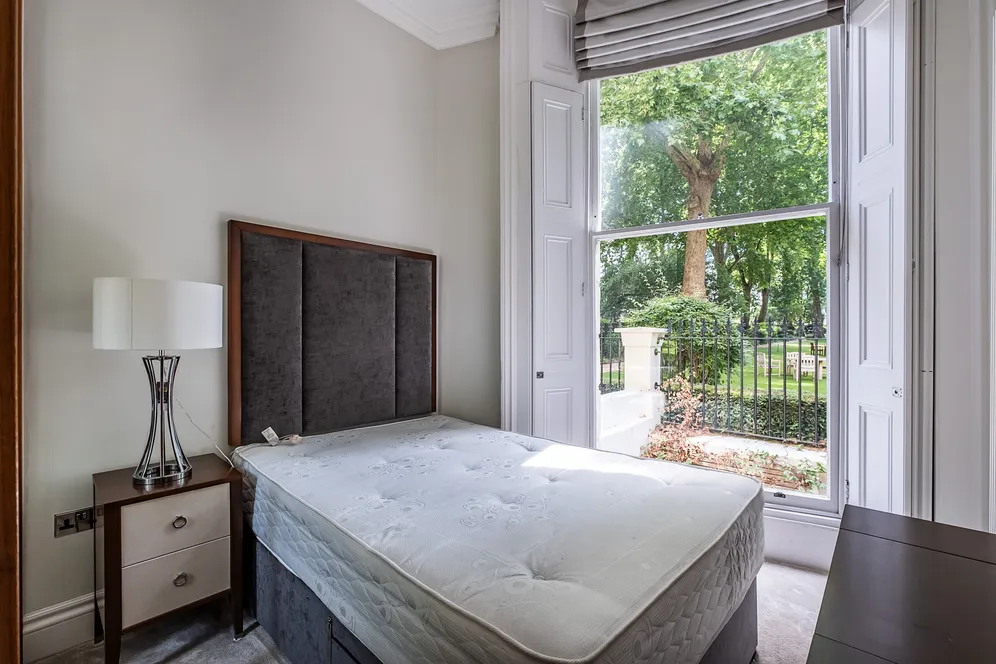Garden House, Kensington Gardens Square, London, W2 photo 11