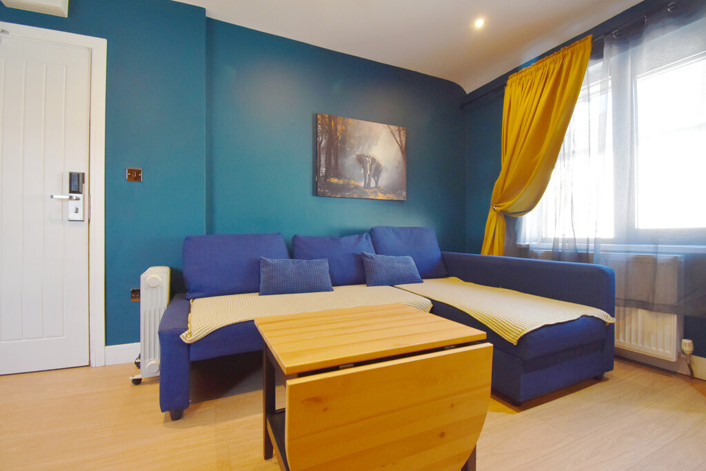 Sky City Apartments, Coventry, CV6 3BU Image 3