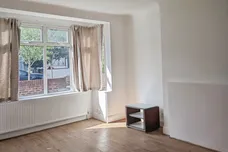 Fishponds Road, LONDON