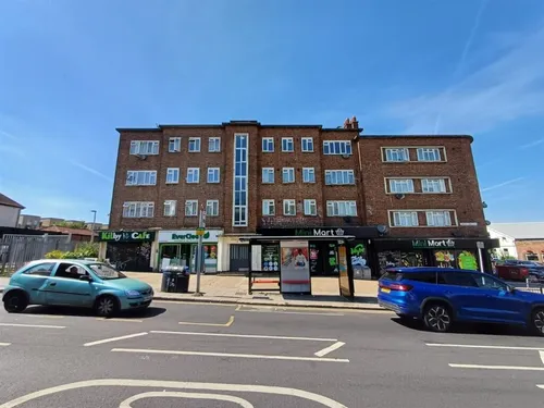 Coles Green Road, LONDONphoto