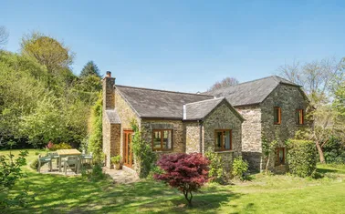 Latchley, Tamar Valley - 6.47 Acres