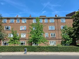 Newington Green Road, LONDON photo