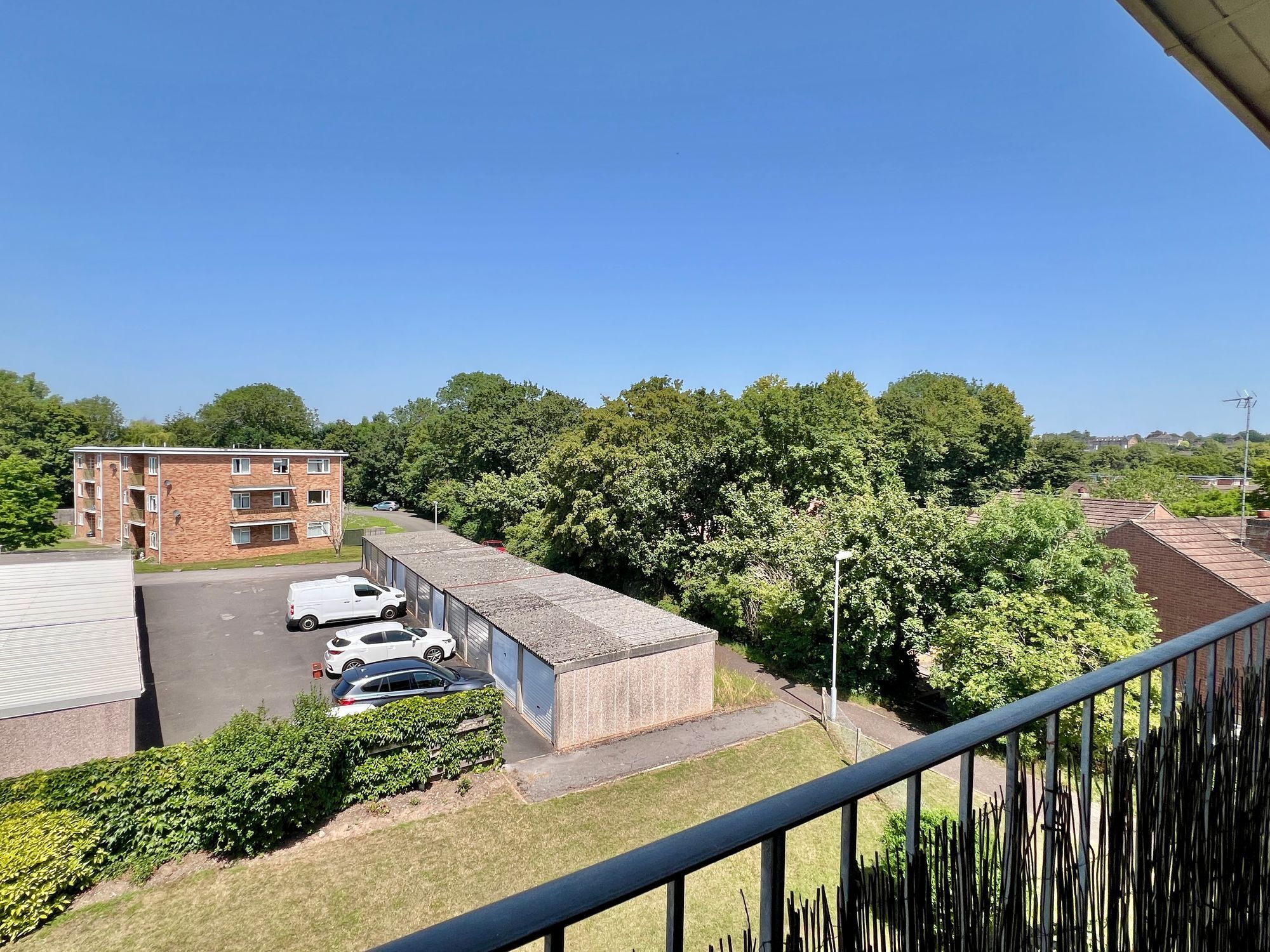 Wiltshire Close, Taunton - NO onward chain! Image 3