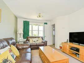 Park Close, Calne thumb 2