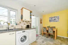 Park Close, Calne