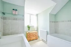 Park Close, Calne