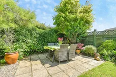 Park Close, Calne