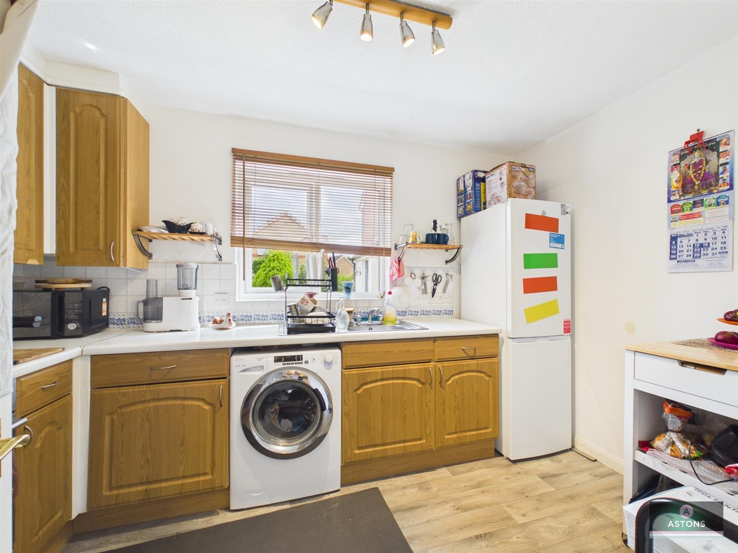 Fenchurch Road, Maidenbower, Crawley Image 4
