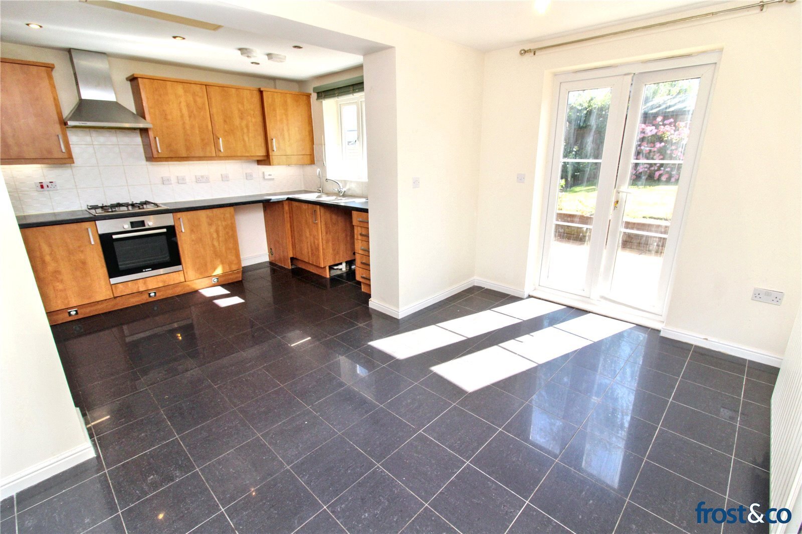 Ash Gardens, Hamworthy, Poole, Dorset, BH15 Image 3