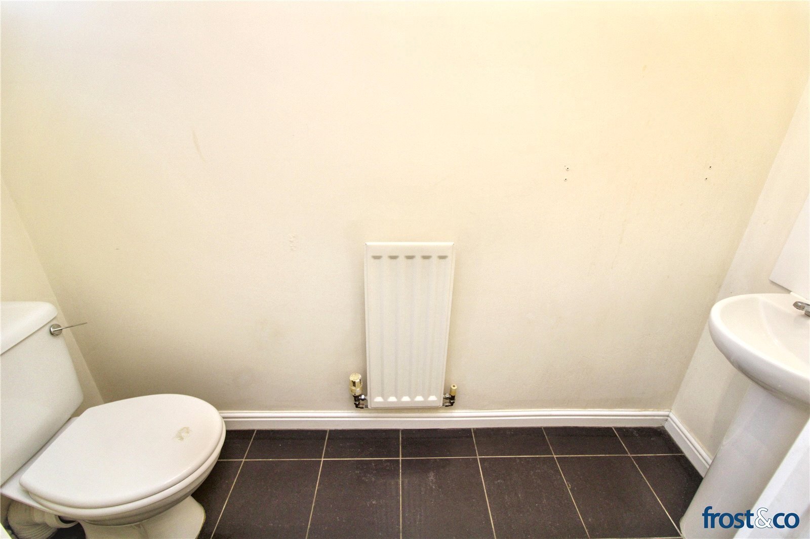 Ash Gardens, Hamworthy, Poole, Dorset, BH15 Image 7