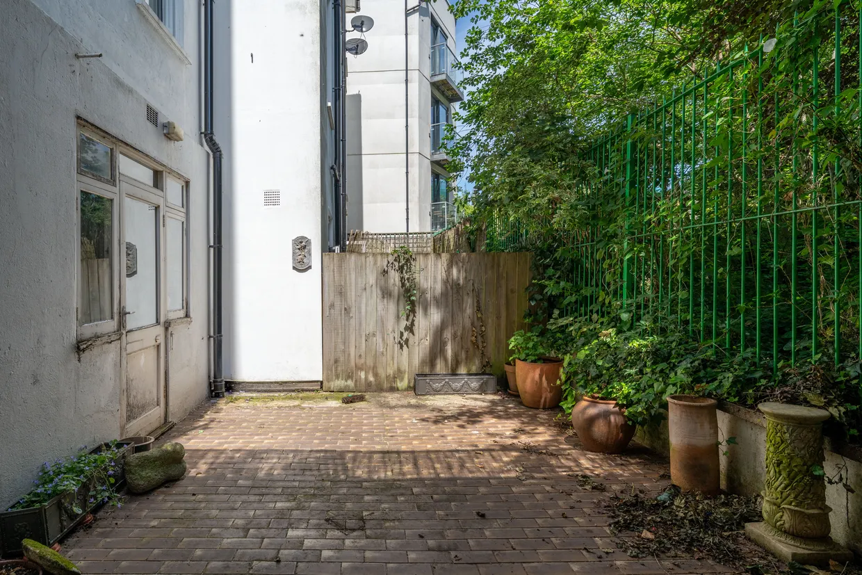 Park Hill, London, SW4 photo 3