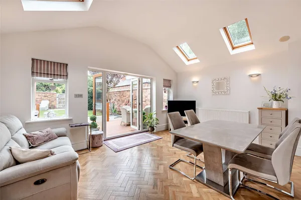 Laurel Grove, Hoole, CH2 photo 11