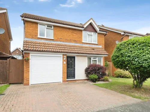 Whitton Way, Newport Pagnellphoto