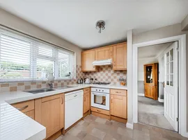 Whitton Way, Newport Pagnell thumb 3