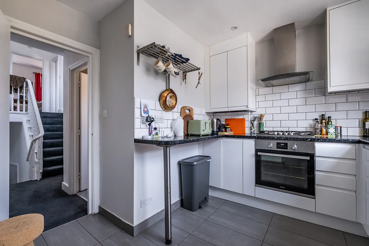 Fermoy Road, London, W9 photo 9