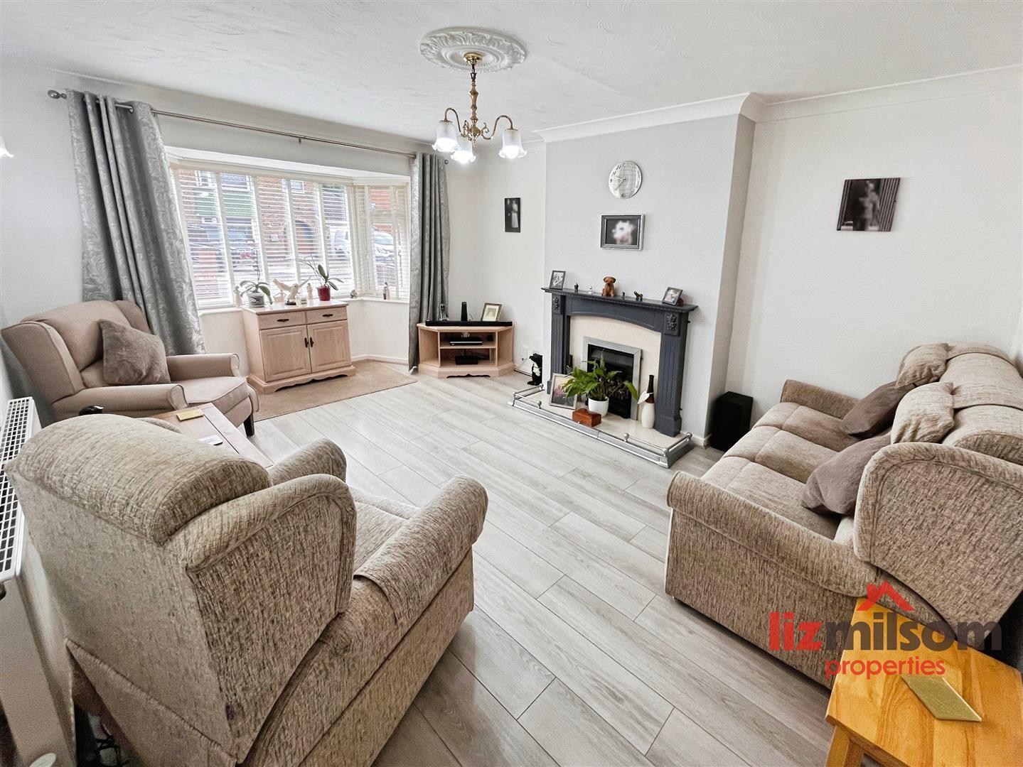 Oldfield Drive, Swadlincote Image 2