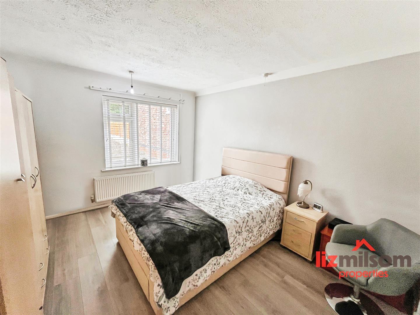 Oldfield Drive, Swadlincote Image 7