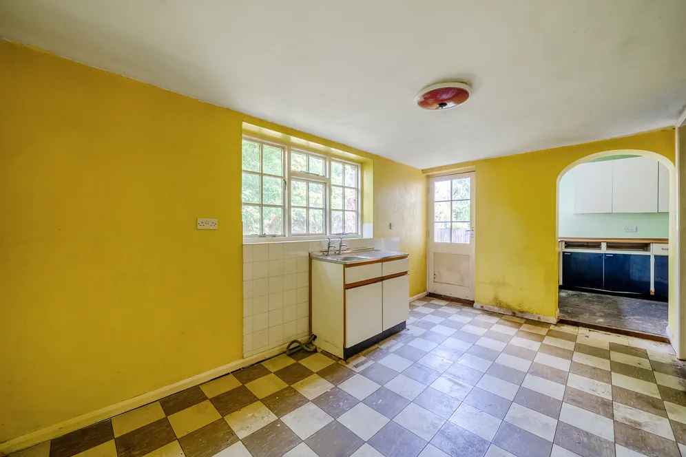Cannock Close, Maidenhead, SL6 photo 5