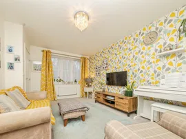 Willow Crescent, Colchester thumb 3