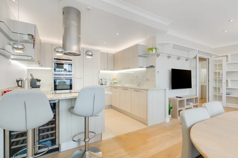 Boardwalk Place, E14 photo 3