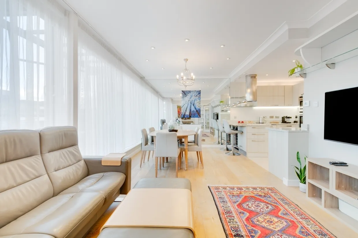 Boardwalk Place, E14 photo 6