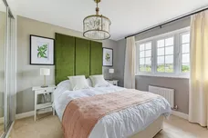 Elizabeth Gardens Goffs Oak EN7 photo 6