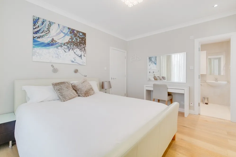 Boardwalk Place, E14 photo 10