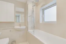 Boardwalk Place, E14 photo 11