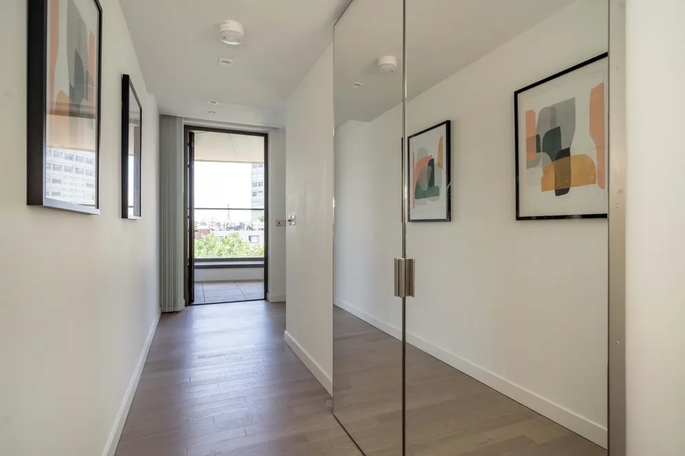 Westmark Tower Paddington W2 photo 14