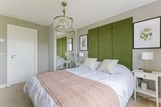 Elizabeth Gardens Goffs Oak EN7 photo 16