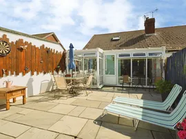 Oakleaf Drive, Polegate photo